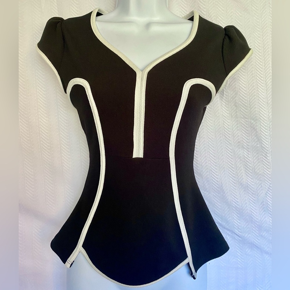 Fashion Magazine Black Top with White Trim Dress Top Small